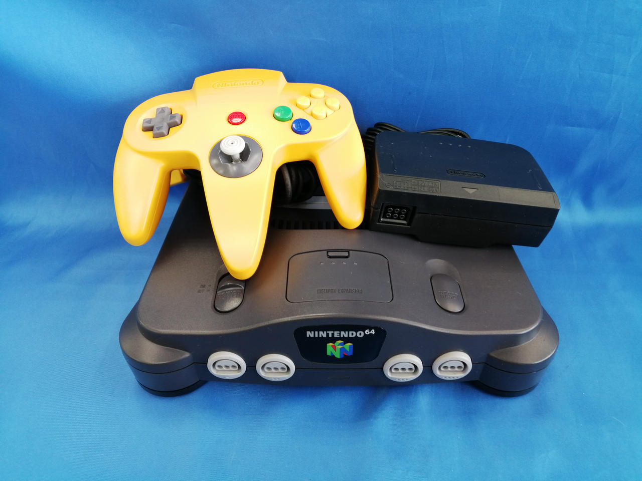 ニンテンドー64