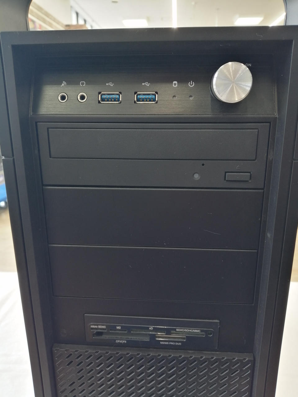 【美品】【値下げ】Mouse computer Windows PC マウスコンピューター(MOUSE COMPUTER)|【ディスクドライブ読込