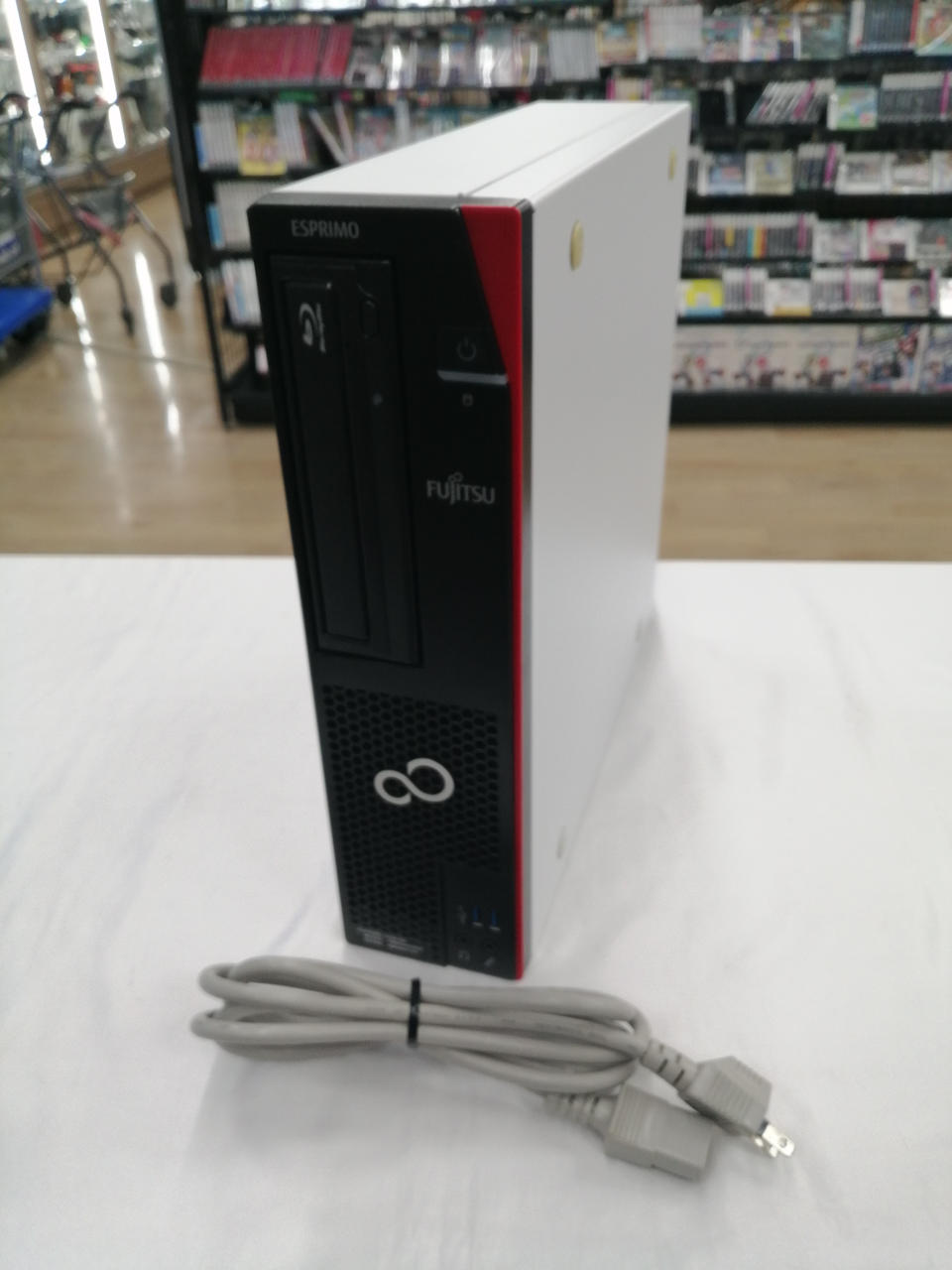 FUJITSU MICRO 8 デスクトップPC＜ジャンク＞ 富士通 デスクトップPC FMV F75-K1【23.8インチ/Windows 11
