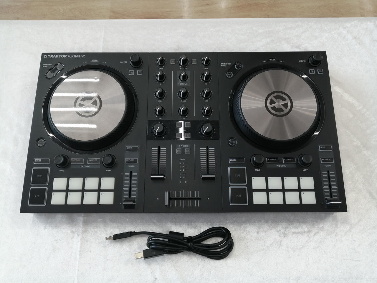 【値下げしました】TRAKTOR S2 MK3 DJコントローラー TRAKTOR KONTROL S2 MK3」の人気商品一覧 | 安い商品を通販