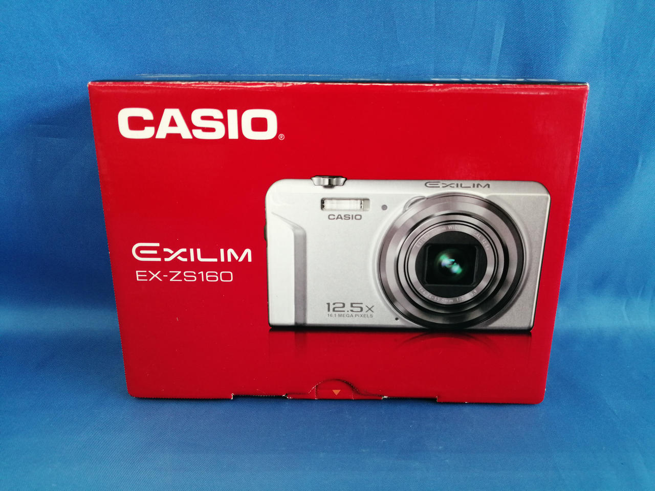 化粧箱にキズ、汚れあります