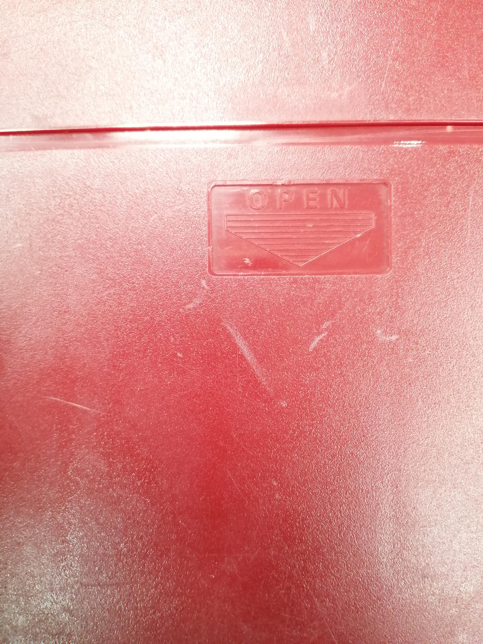 キズあります。