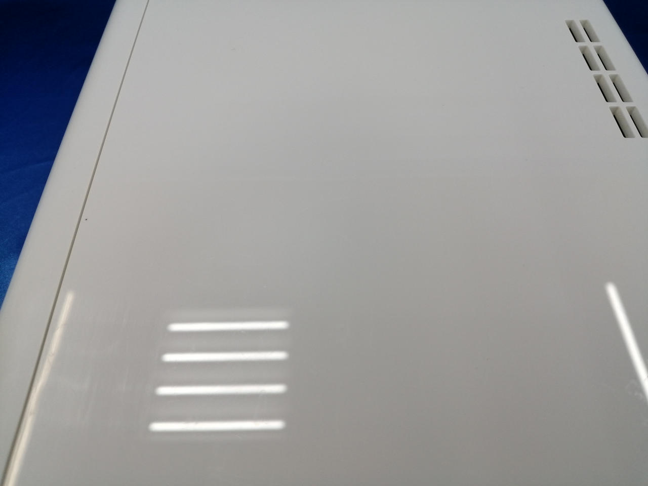 キズ、汚れあります