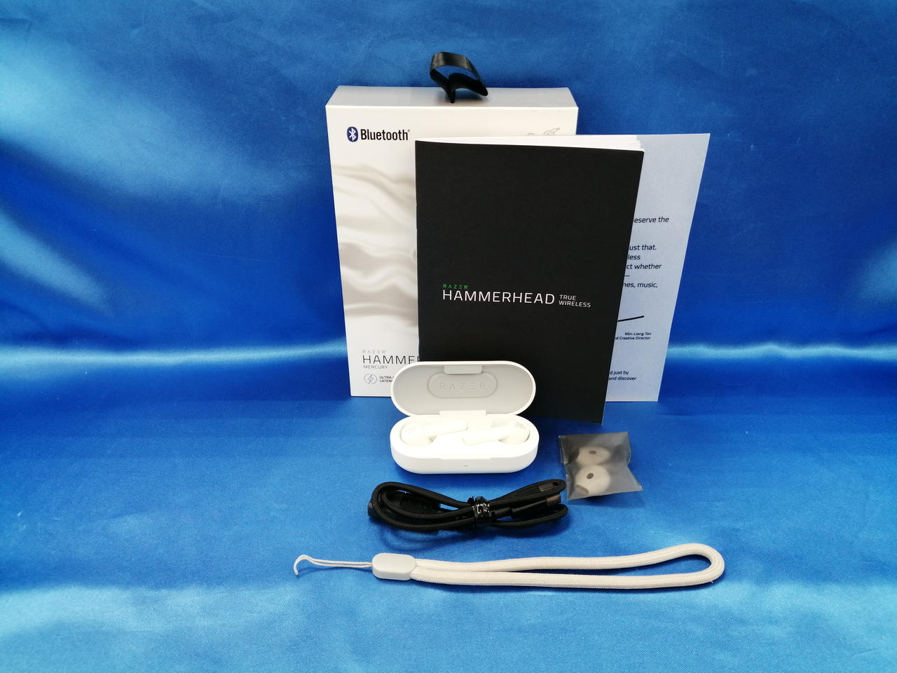 キズ、汚れあります