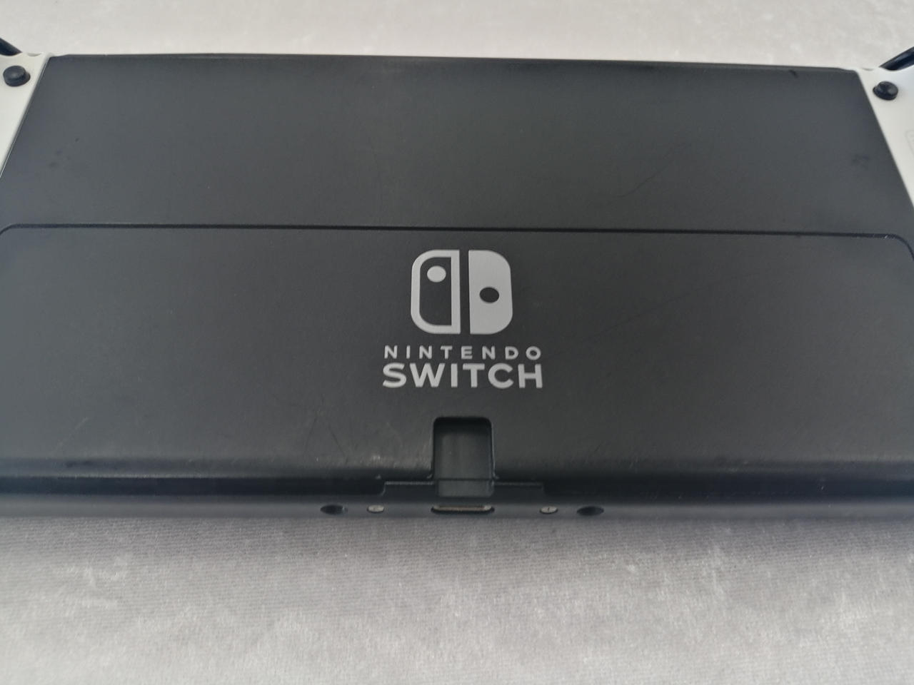 キズ、汚れあります