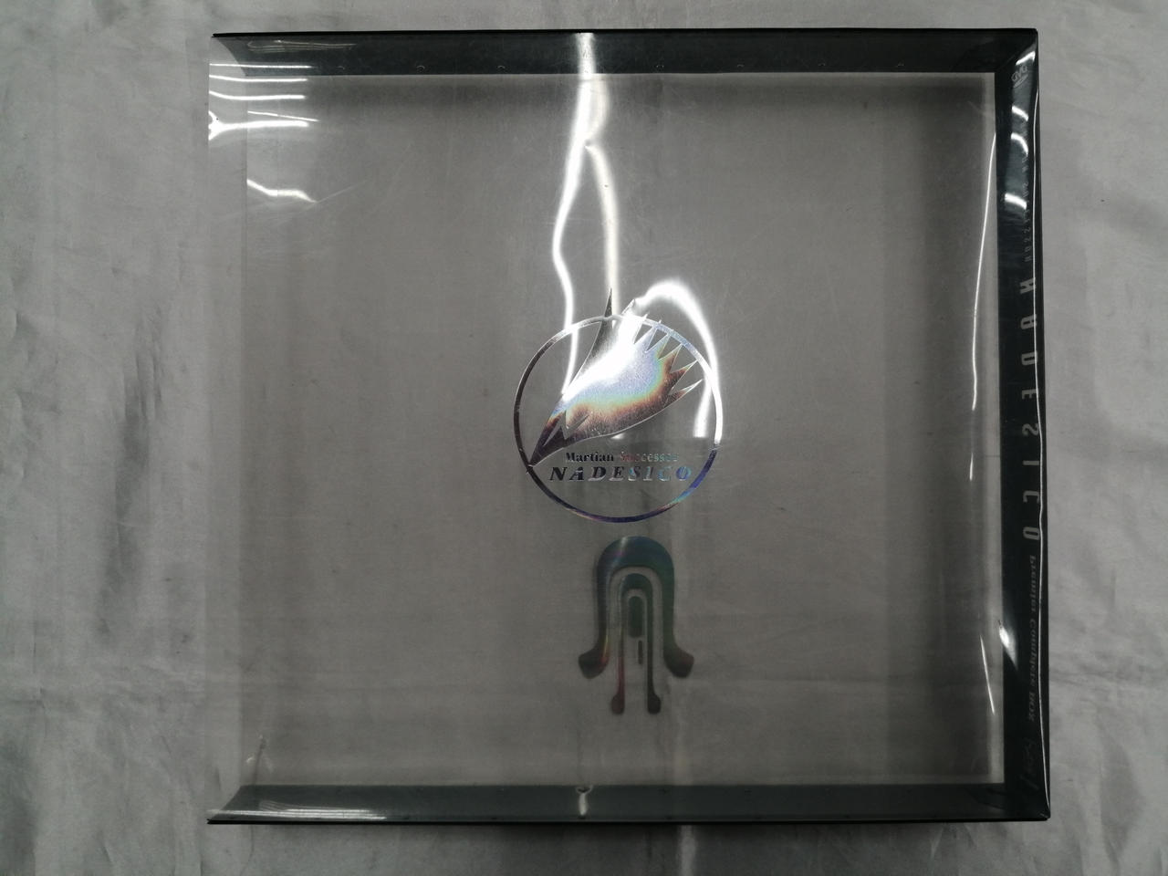 箱キズあります