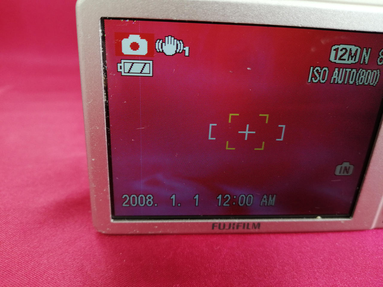 液晶左側に縦線あります