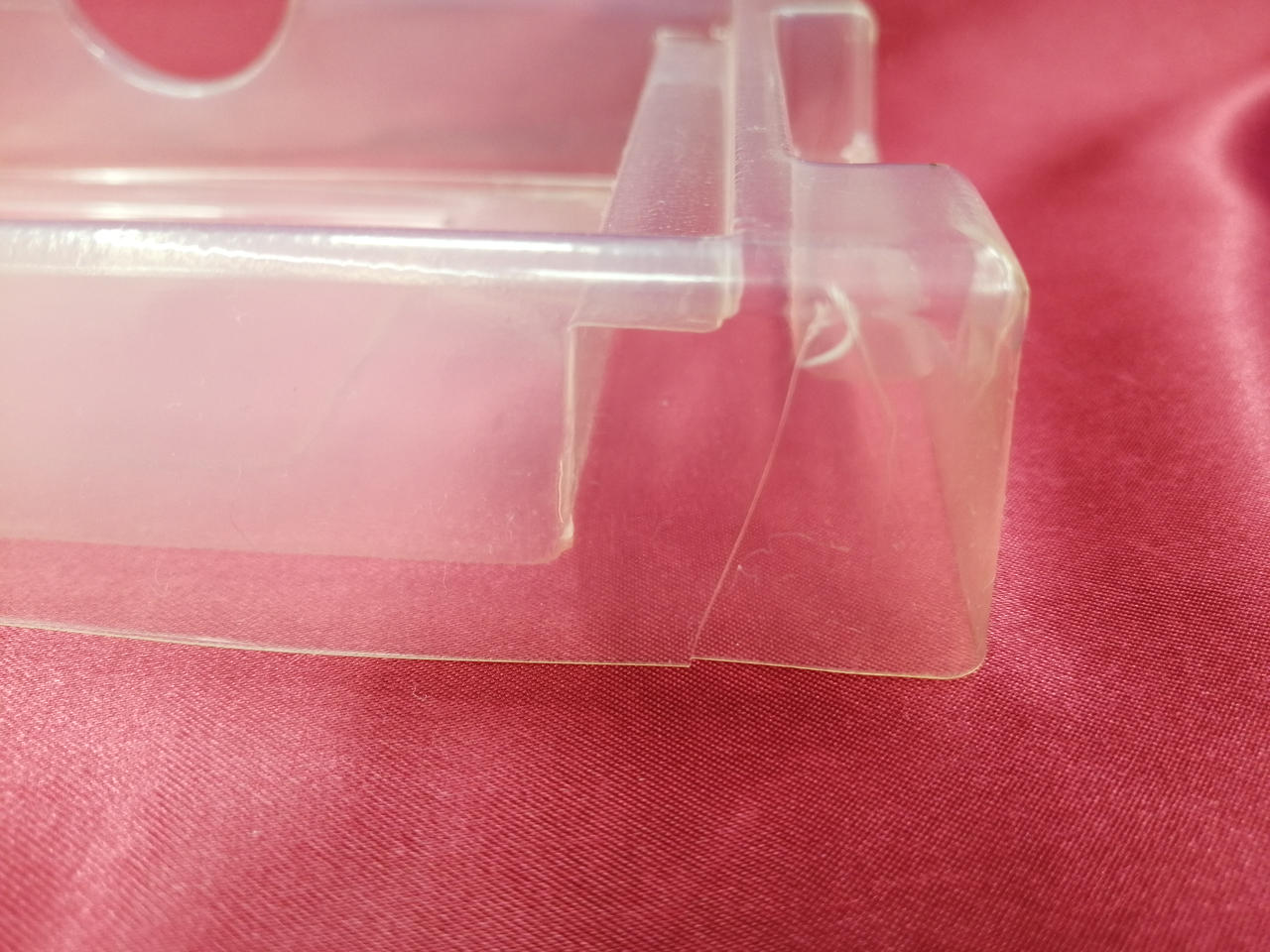 内箱割れてます