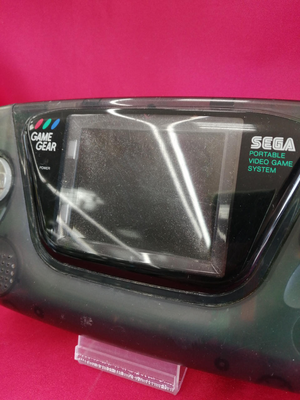 液晶内チリあります