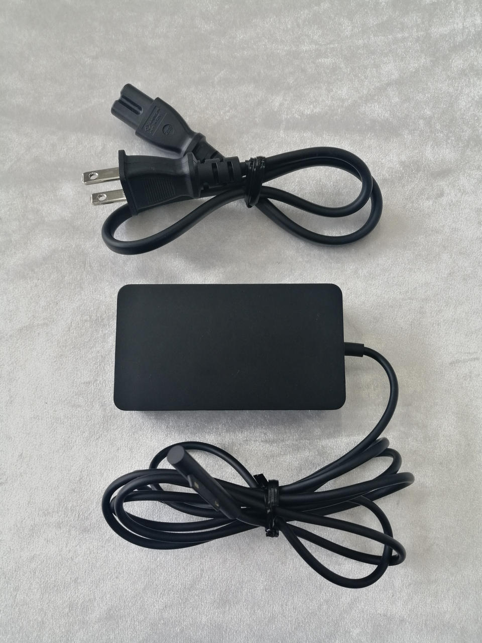 キズ、汚れあります