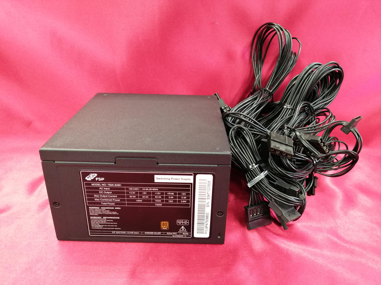 キズ、汚れあります