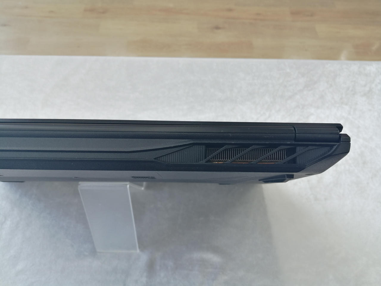 キズ、汚れあります