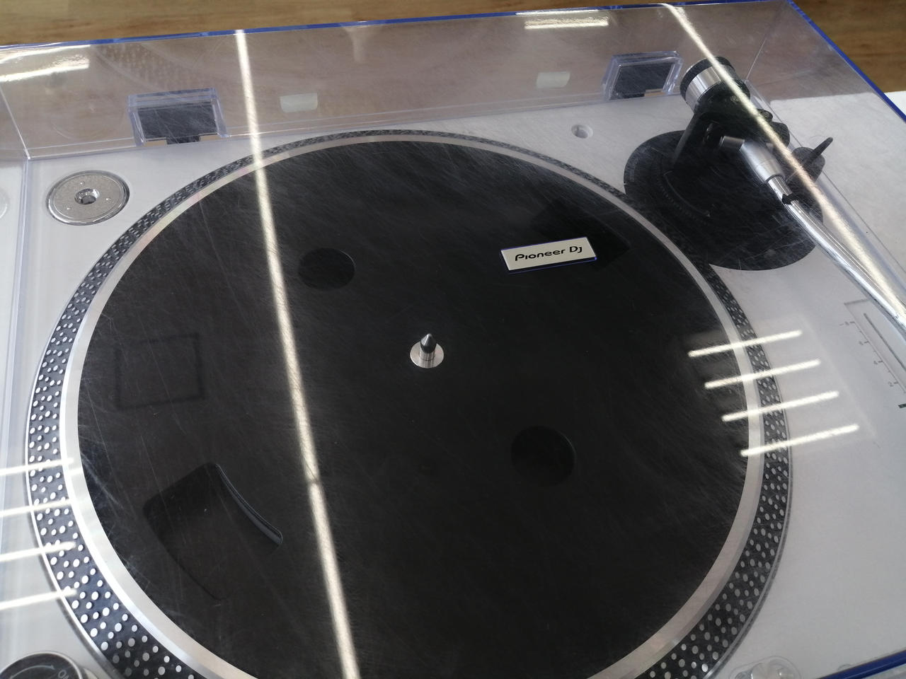 カバーキズあります