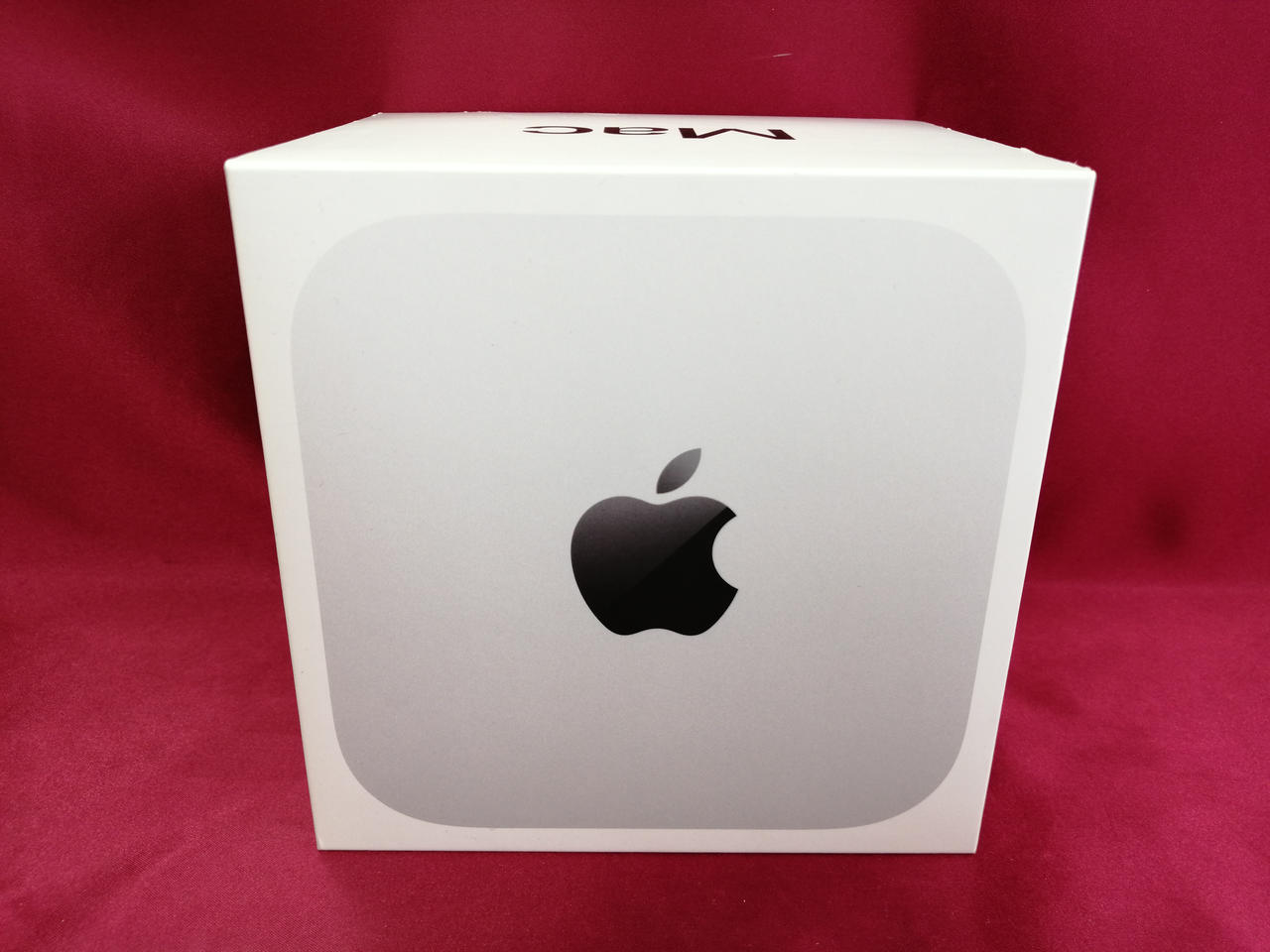 化粧箱にキズ、汚れあります