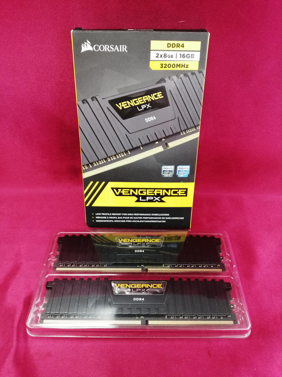 キズ、汚れあります