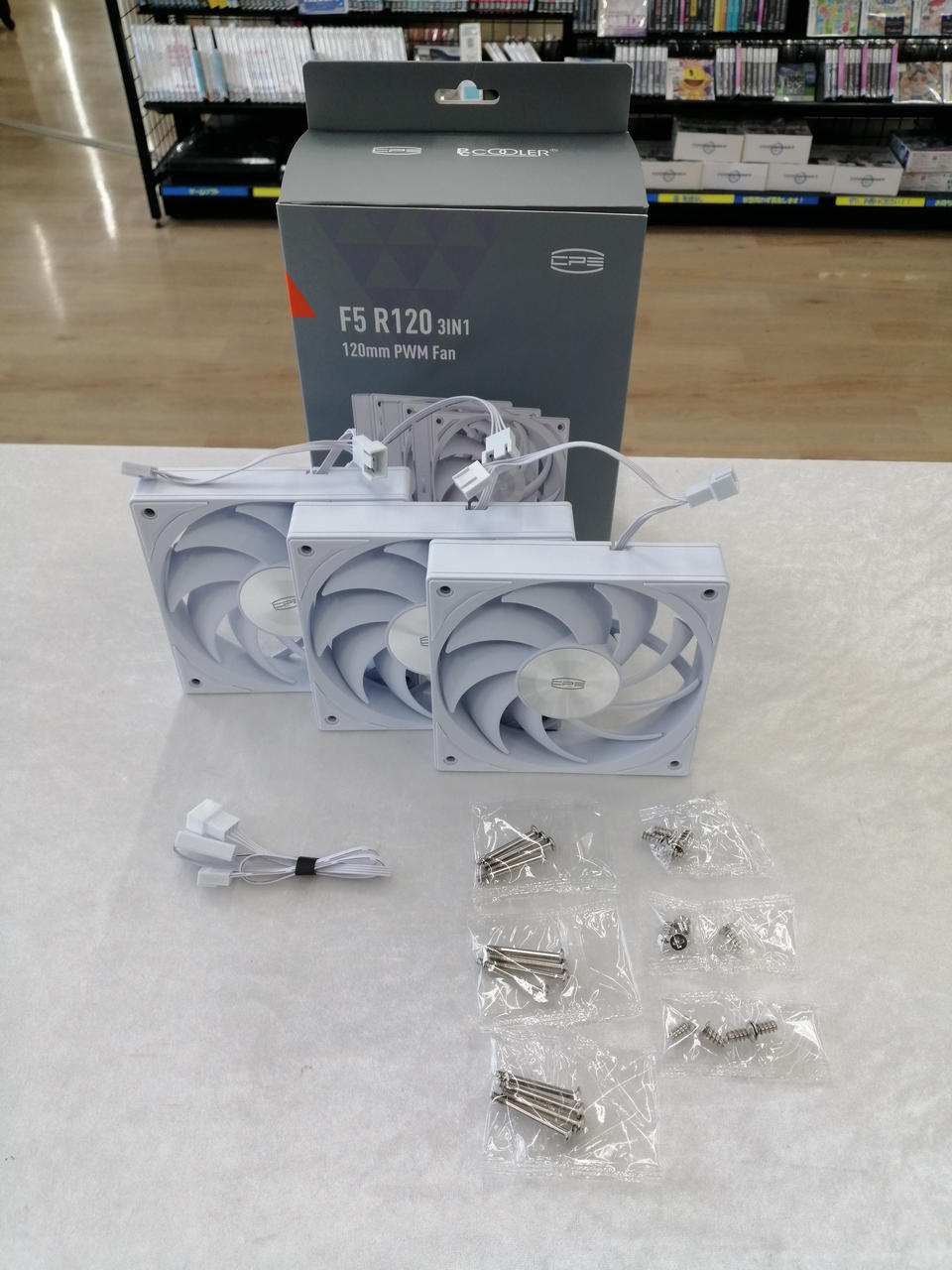 キズ、汚れあります