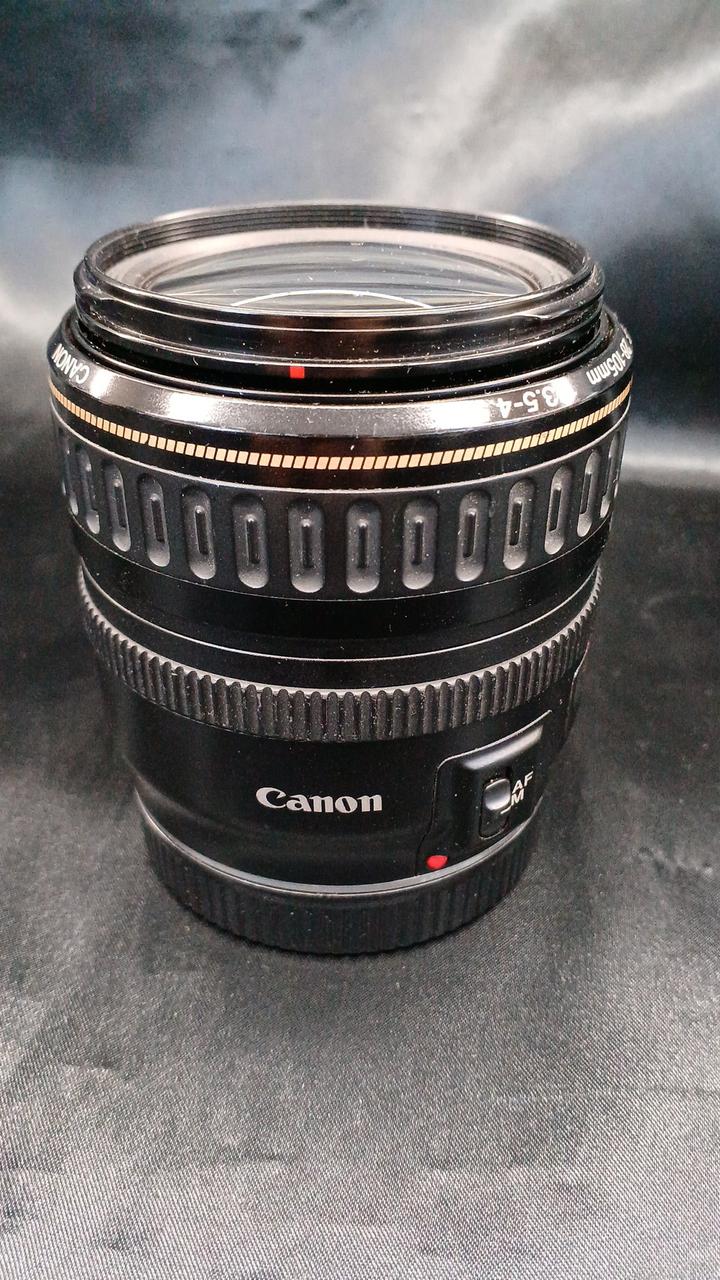 美品キャノン5mark2、30d、レンズ28-105。約8万シャッター。 美品