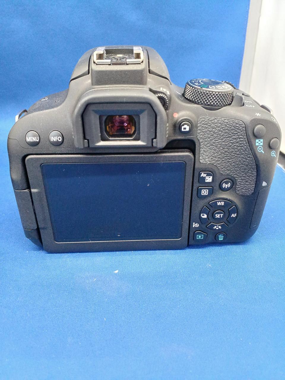 Canon EOS デジタル一眼レフカメラ キヤノン、5万円台で2410万画素のエントリー一眼レフ「EOS Kiss X90
