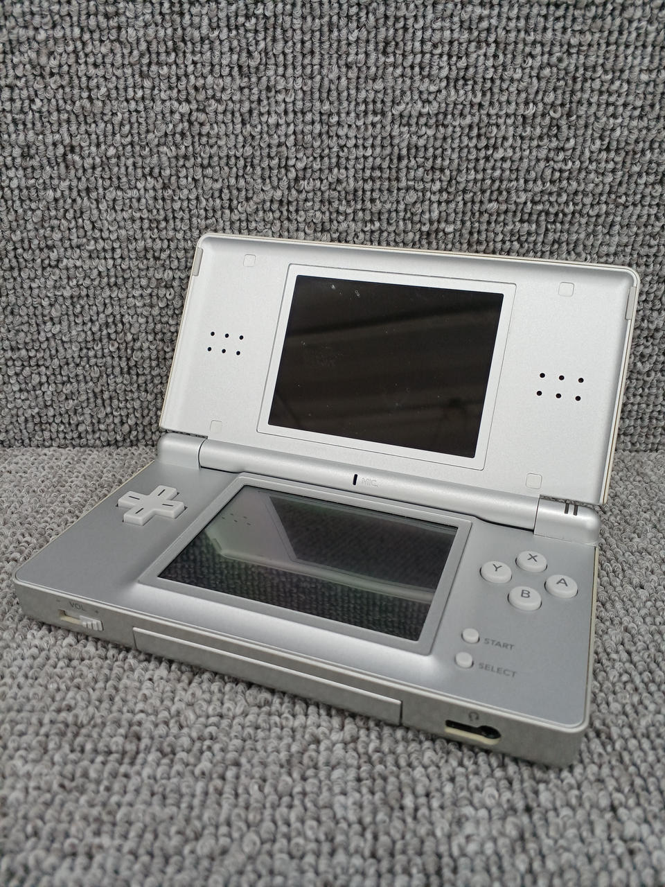 DS LITE