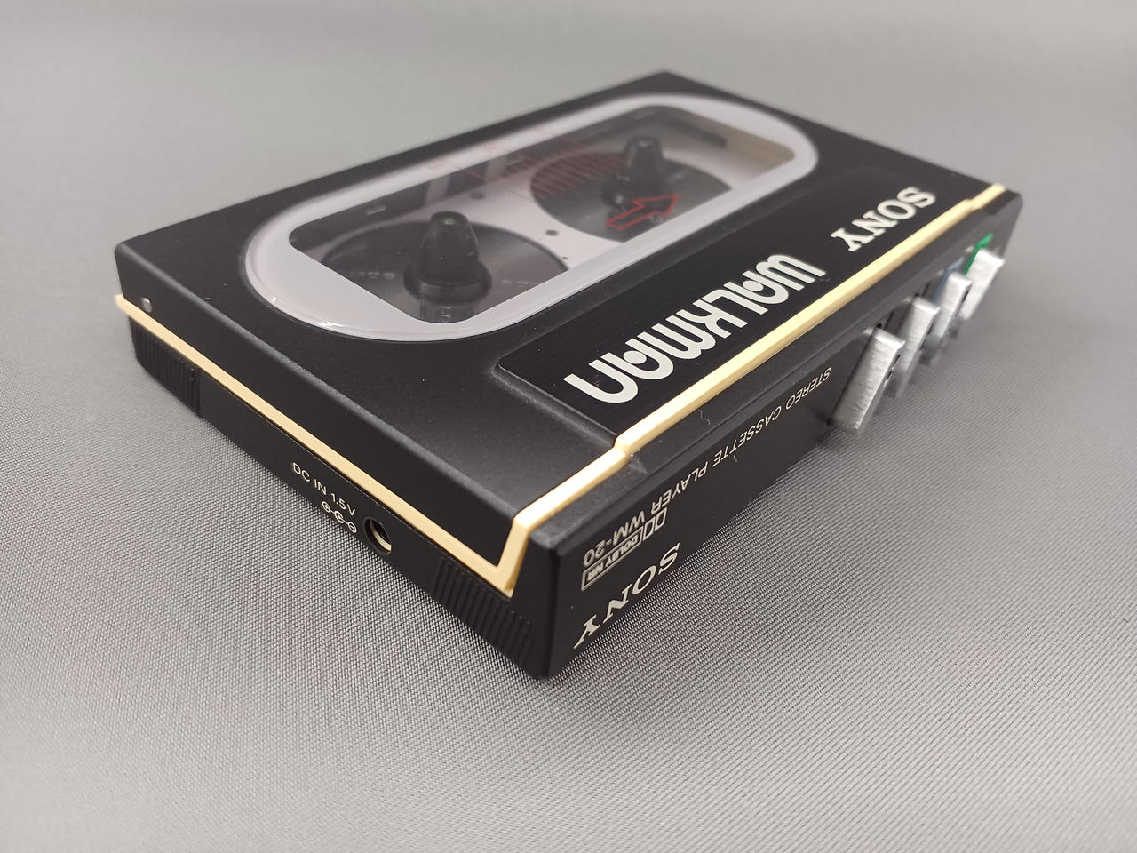 ジャンク品 SONY カセットウォークマン WM-20 ソニー ウォークマン WM-20 カセットプレイヤー 【ジャンク品】