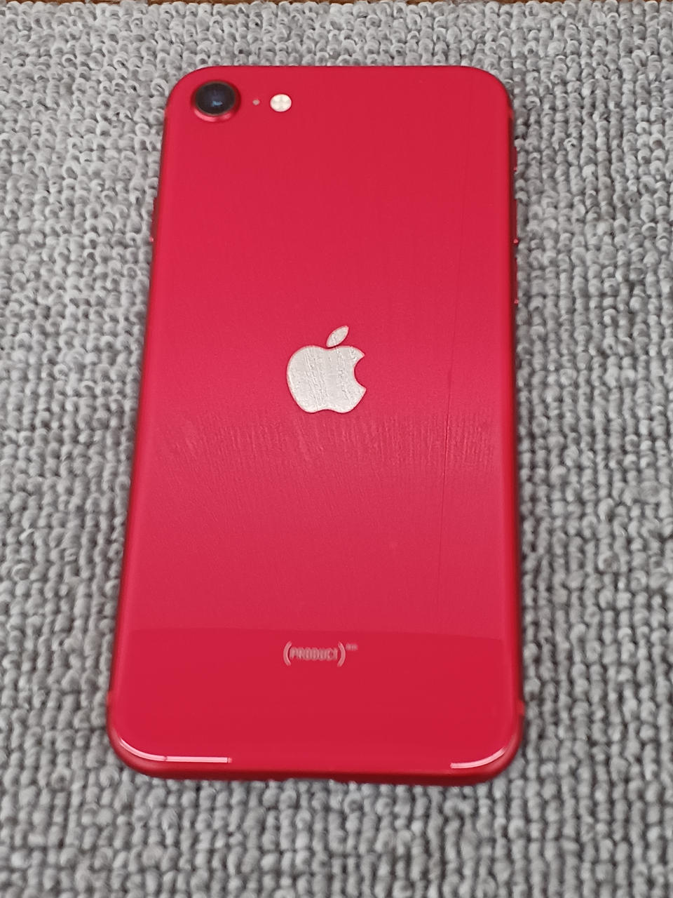【苫小牧バナナ】ジャンク!!!Apple/アップル iPhone7 プロダクトレッド 本体のみ A1779 型式・容量不明 部品取りに♪ 苫小牧バナナ】ジャンク!!!Apple/アップル iPhone7 プロダクト