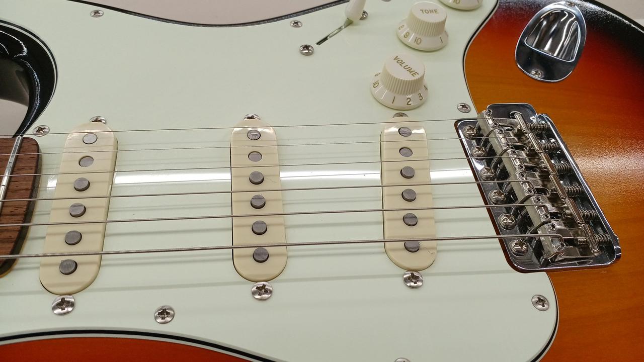 MOON ST-258OX ストラトキャスター MOON ST-258OX ストラトキャスター MOON ST-258OX ストラト