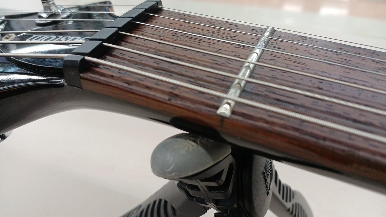 エレキギター　POS 値下げしました Squier by Fender SONIC STRATOCASTER HT H Black エレキギター