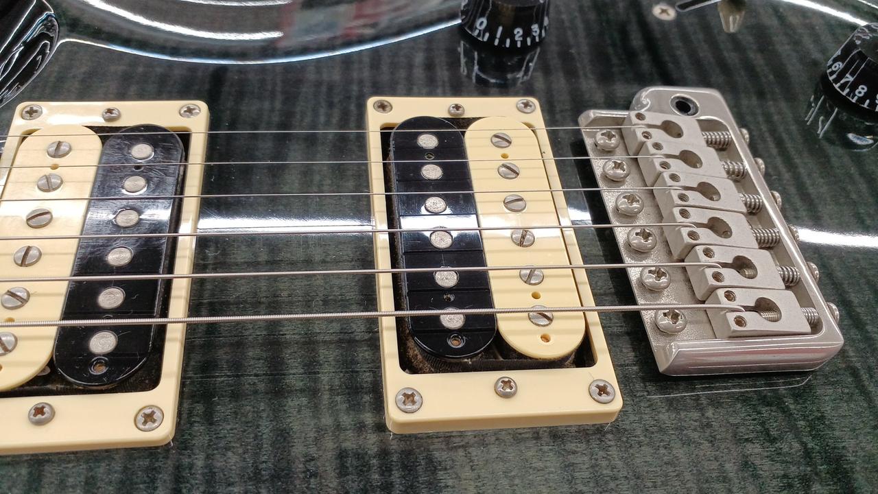 SGタイプエレキアーム付きです。 SGタイプエレキアーム付きです。