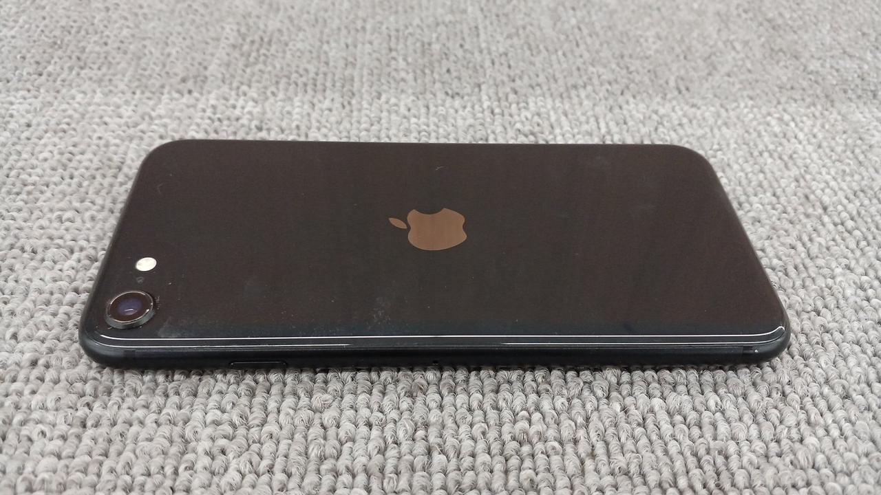 iPhone 7 SE ジャンク Photo_23-11-05-13-32-28.712-1.jpg