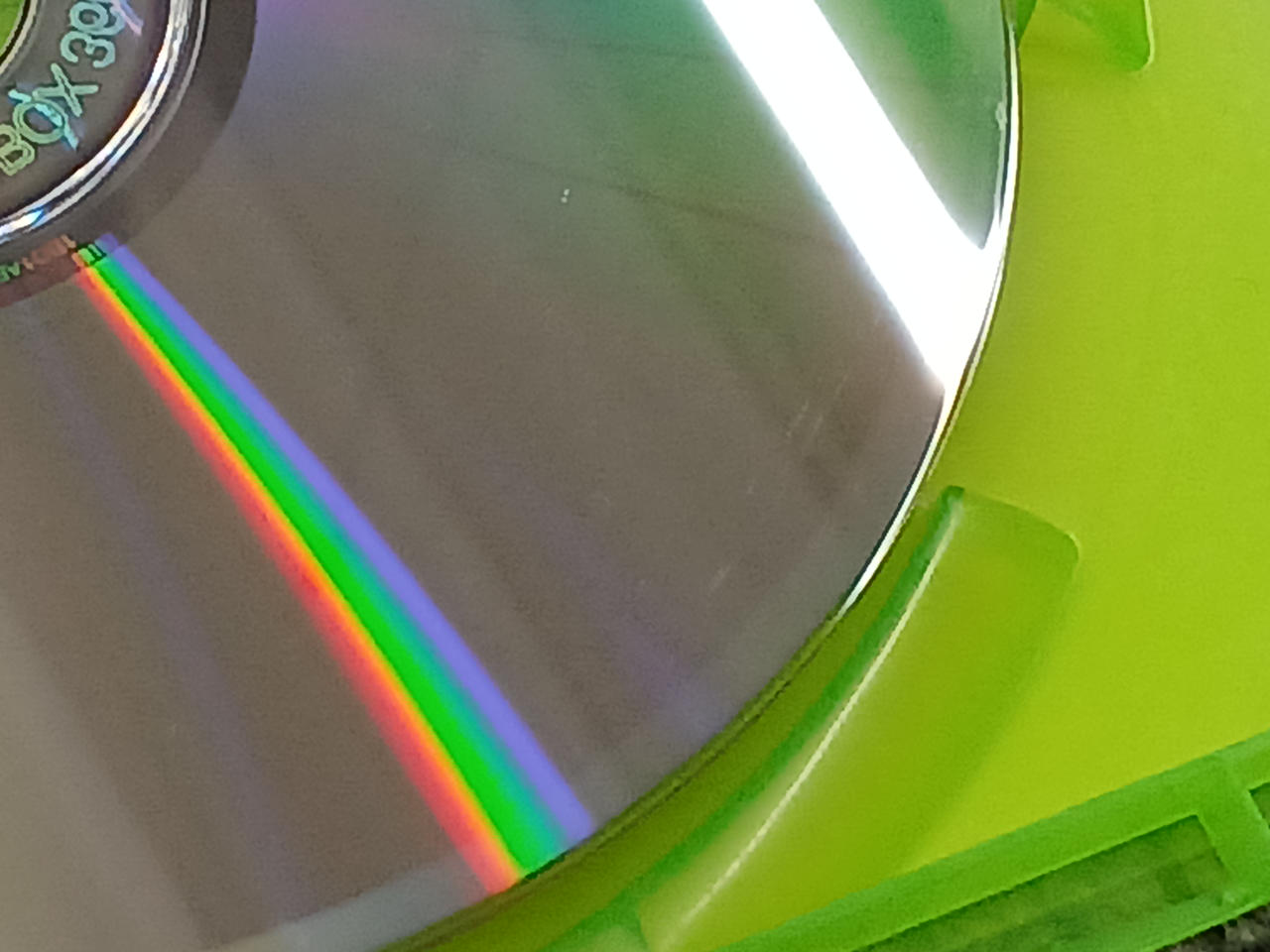 見えにくい細かなキズあります。