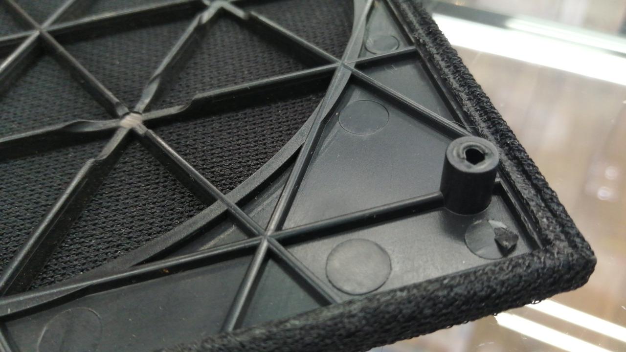 ネット支柱折れ