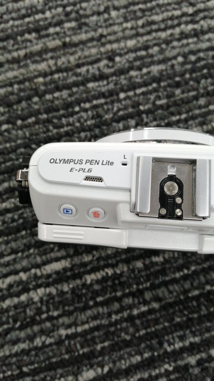 オリンパス(OLYMPUS)|ミラーレス一眼 ダブルズームキット