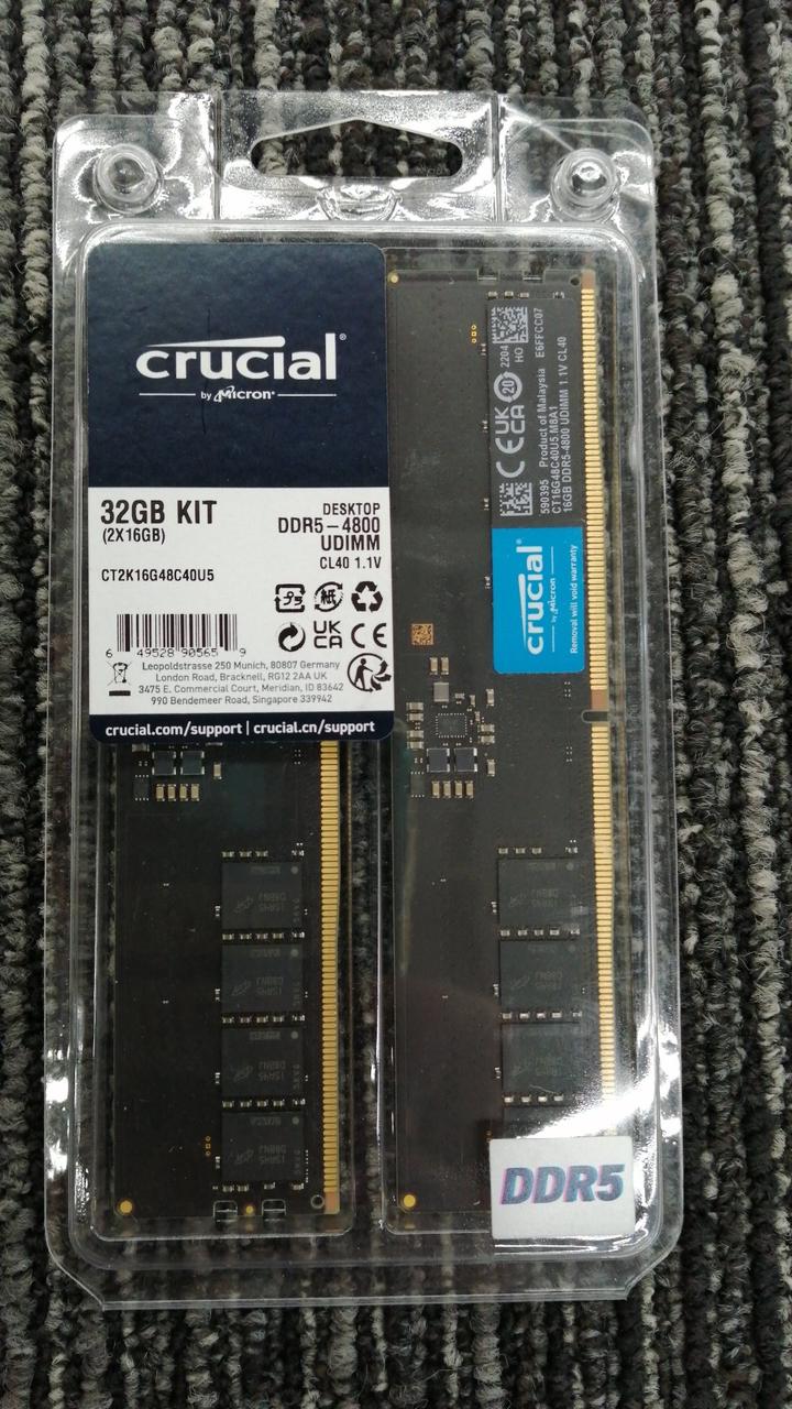 crucial DDR5 メモリー 32gb 2枚セット 極美品 動作確認済み crucial CP2K32G56C46U5 [DDR5 PC5-44800 32GB 2枚組] 価格比較