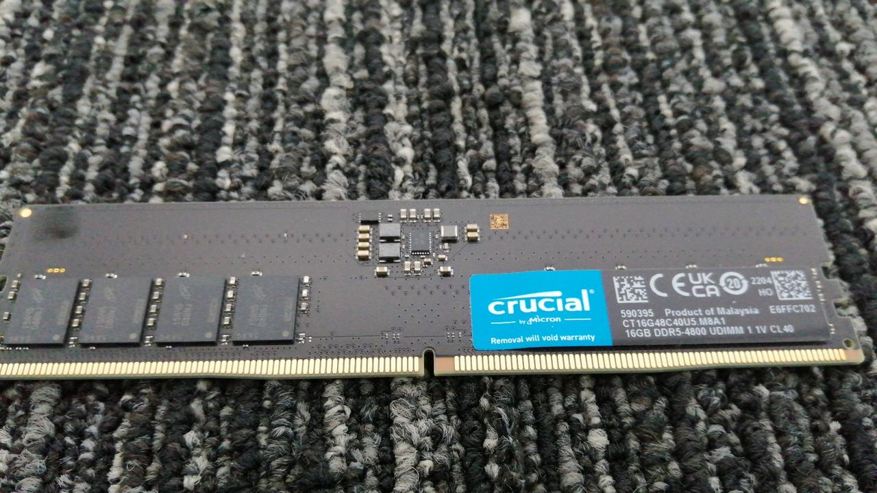 crucial DDR5 メモリー 32gb 2枚セット 極美品 動作確認済み synnex_z9c00n9