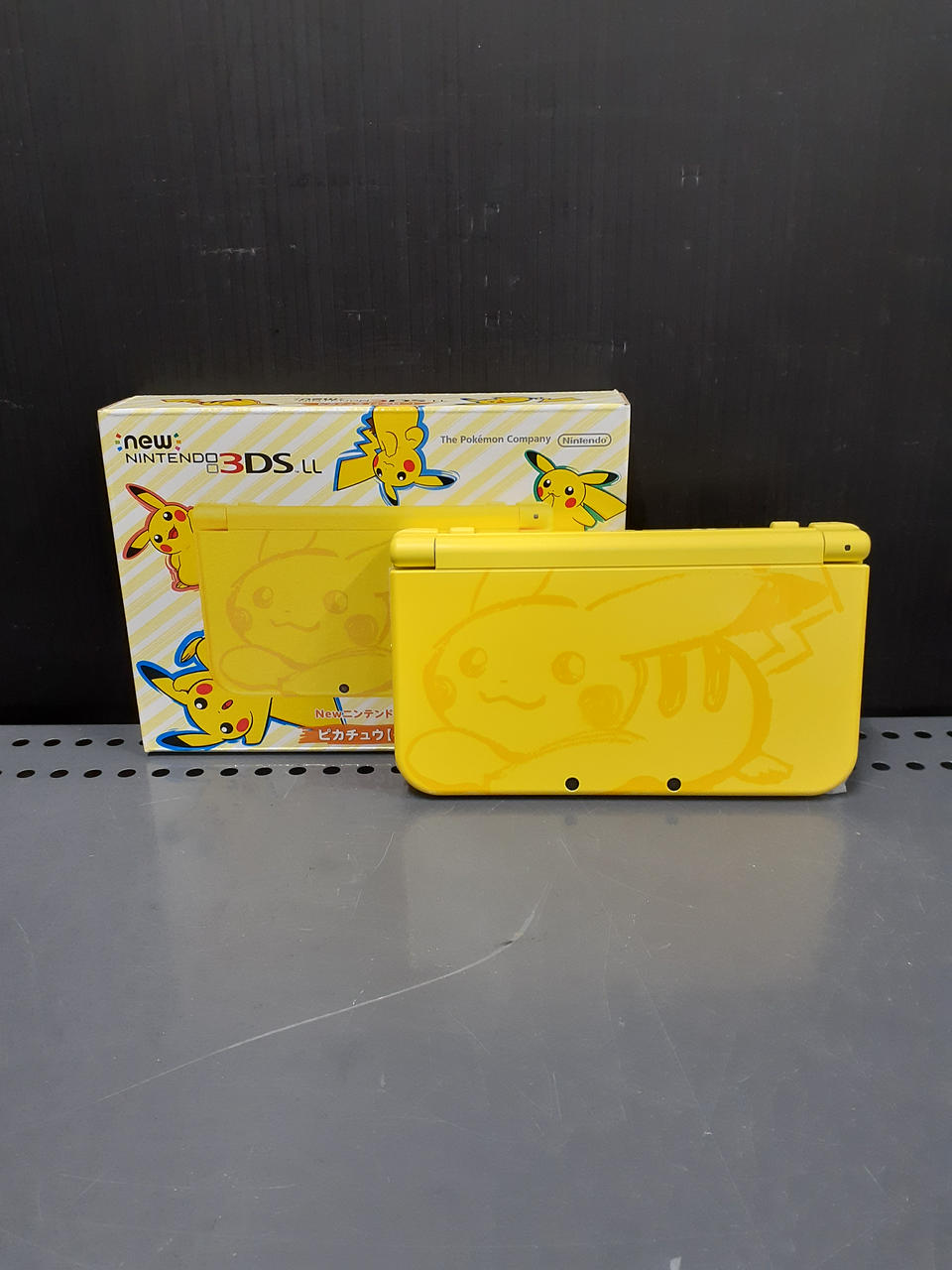 【激レア】Nintendo イエロー 文房具セット 激レア】Nintendo イエロー 文房具セット