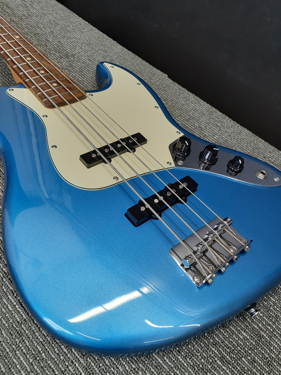 GrassRoots エレキベース 青 4弦 GrassRoots 04 Limited Sazabys GENシグネチュアモデル G-EAST