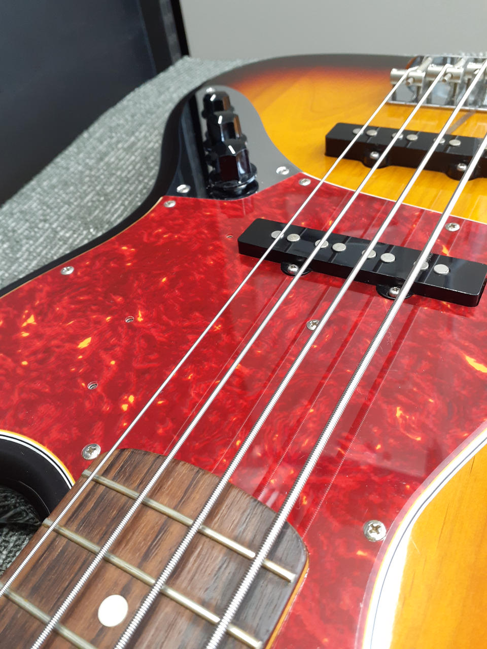 エレキベース FENDER JAPAN ケース付き フェンダージャパン(FENDER JAPAN)|エレキベース|HARDOFFオフ