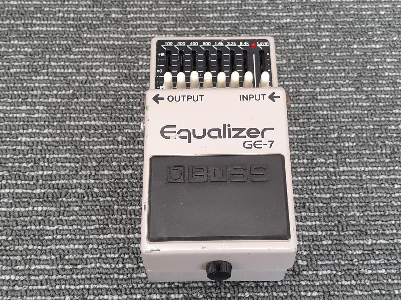 BOSS 型番：GE-7 エフェクター