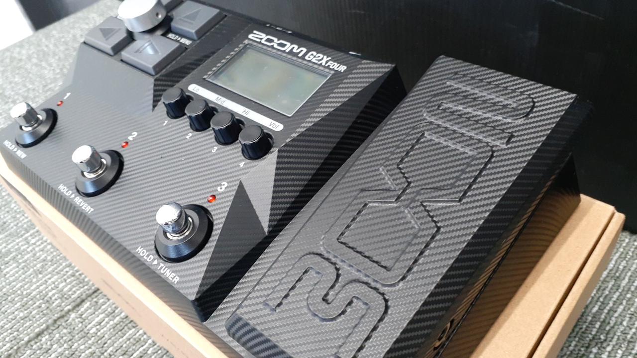 ZOOM G2X FOUR 新品・未使用・未開封 ほぼ新品 美品 ZOOM G2X FOUR rolly ZOOM G2 FOUR」の人気商品一覧 |