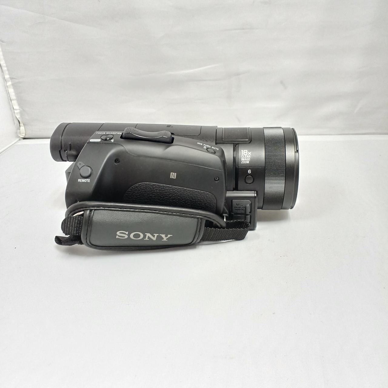 【51年前のポータブルカメラ】SONY AVC-1500 本体+電源部 ジャンク 51年前のポータブルカメラ】SONY AVC-1500 本体+電源部 ジャンク 51年