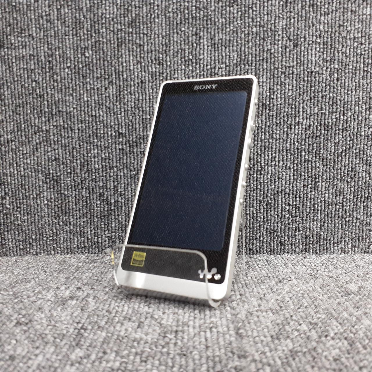 値下げしました！70000円→55000円リサラーソン×新潮文庫 非売品セット ウォークマンWALKMAN2023年モデル ブラック NW-ZX707 C