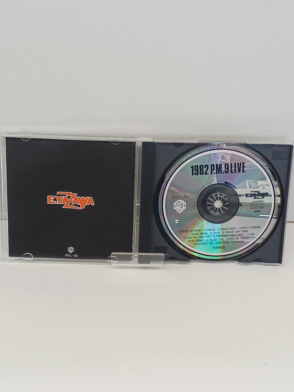 ミュージック FT CD.DVD Amazon.co.jp: 尾崎豊/LIVE CORE LIMITED VERSION YUTAKA OZAKI