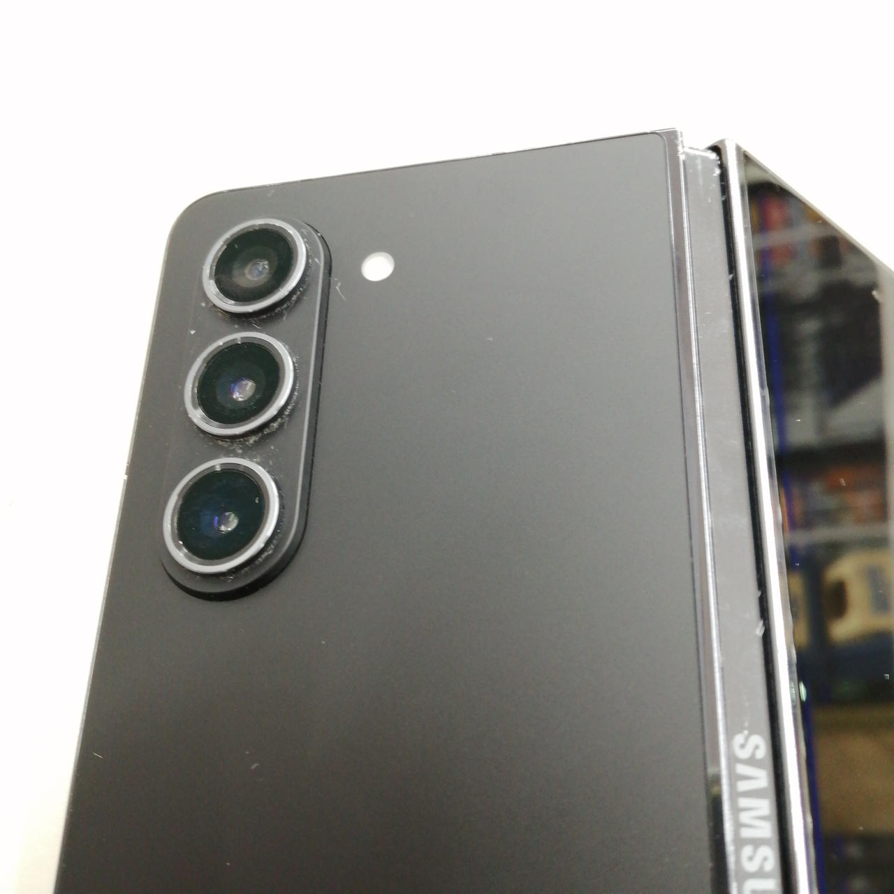 au - au Galaxy　Fold SCV44５１２GB SIMロック解除済み 中古】SAMSUNG au 【SIMロック解除済み】 Galaxy Z Fold2 5G
