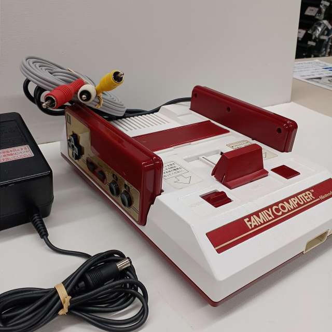 Nintendo HVC-001 当時物 Famicom Console HVC-001 Nintendo FC Japan Main unit