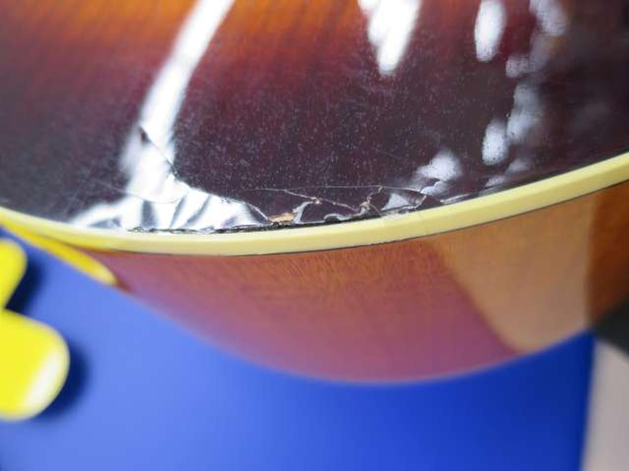 ボディ裏塗装割れ