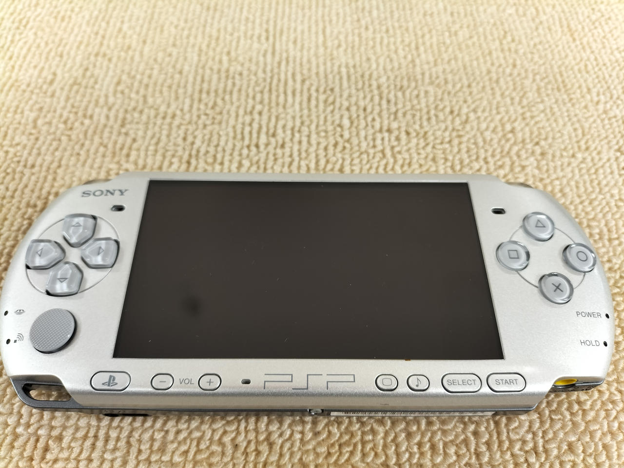 まるお⭐︎文庫本まとめ買い大歓迎⭐︎【FF513/8】未使用　ソニー Dakota 【最大p26％Wプレゼント付】 ダコタ 長財布 小銭入れ