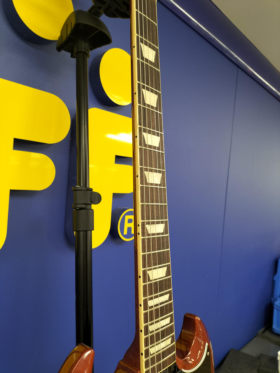 元値より30%安くしております。エレキギター GIBSON|エレキギター|HARDOFFオフモール（オフモ）|1011070000012616
