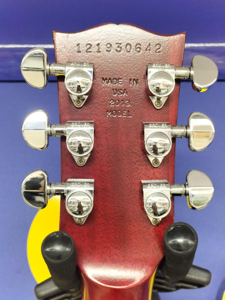 DOBRO リゾネーターギター Gibson 現状販売 ソフトケース付き DOBRO リゾネーターギター Gibson 現状販売 ソフトケース付き