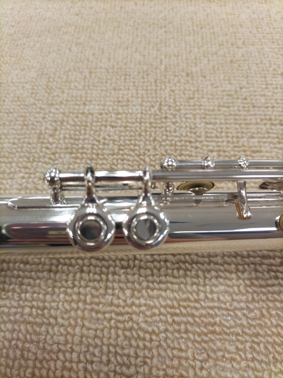 週末なのでお値下げ・YAMAHAフルート　YFL411　ソフトケース付 ◇フルート◇YAMAHA ヤマハ 311 フルート SILVER HEAD 925 笛