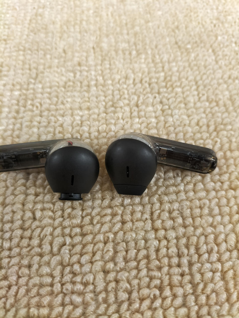 ※オープンイヤーチップ片耳欠品